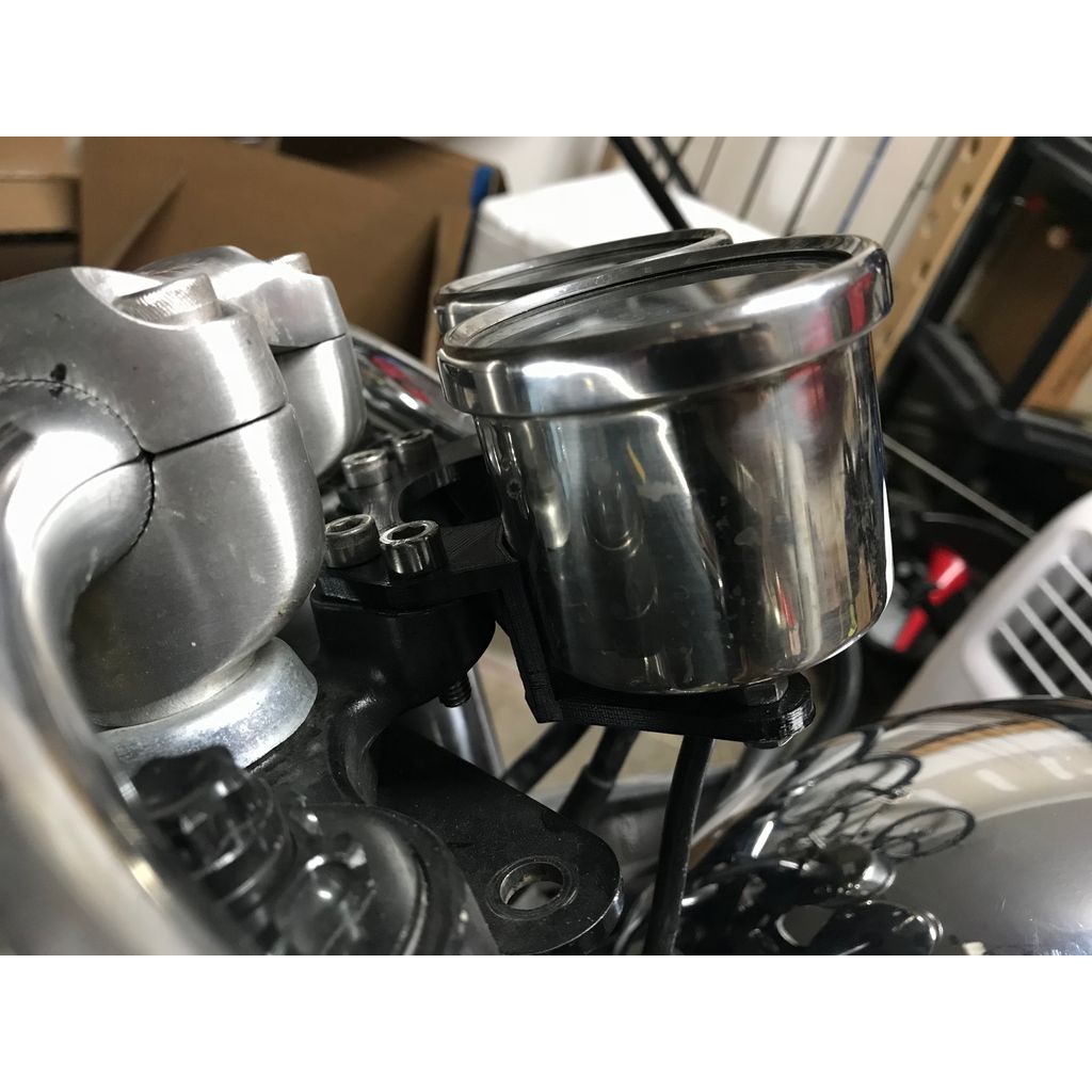 Triumph Çift Gösterge Braketi görsel 2