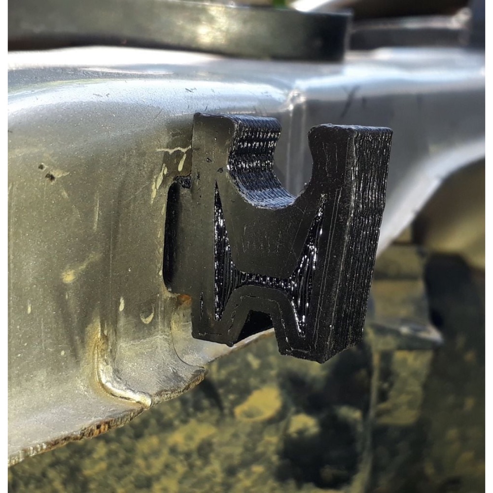 Honda CR-V kaput destek çubuğu klipsi