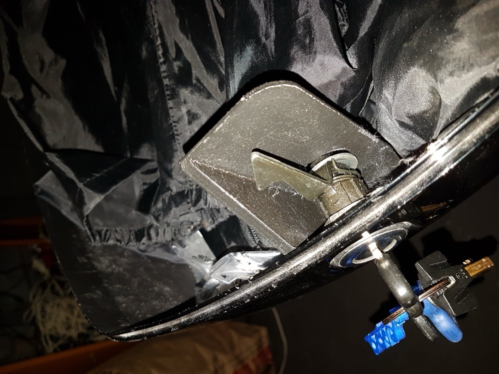 Vespa Üst Kutu Kanca Koruması görsel 2