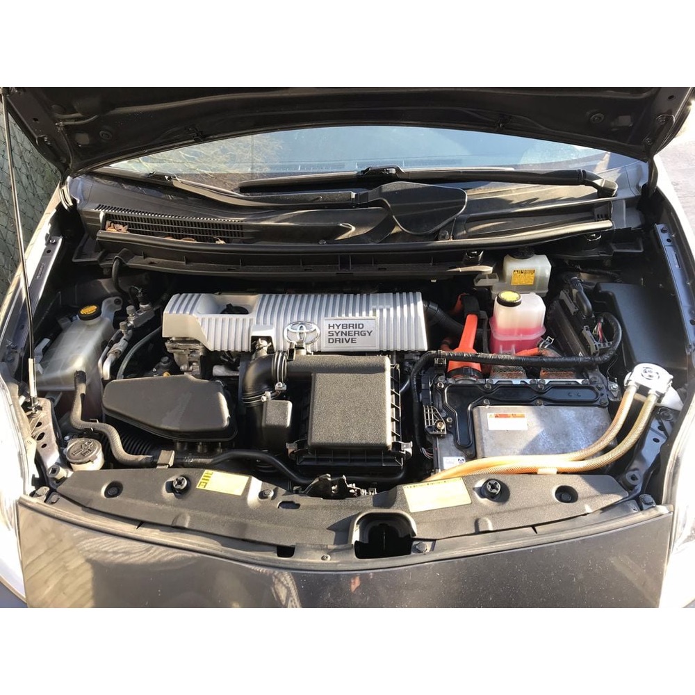 Toyota Prius Yağ Tutucu Kutu Braketi