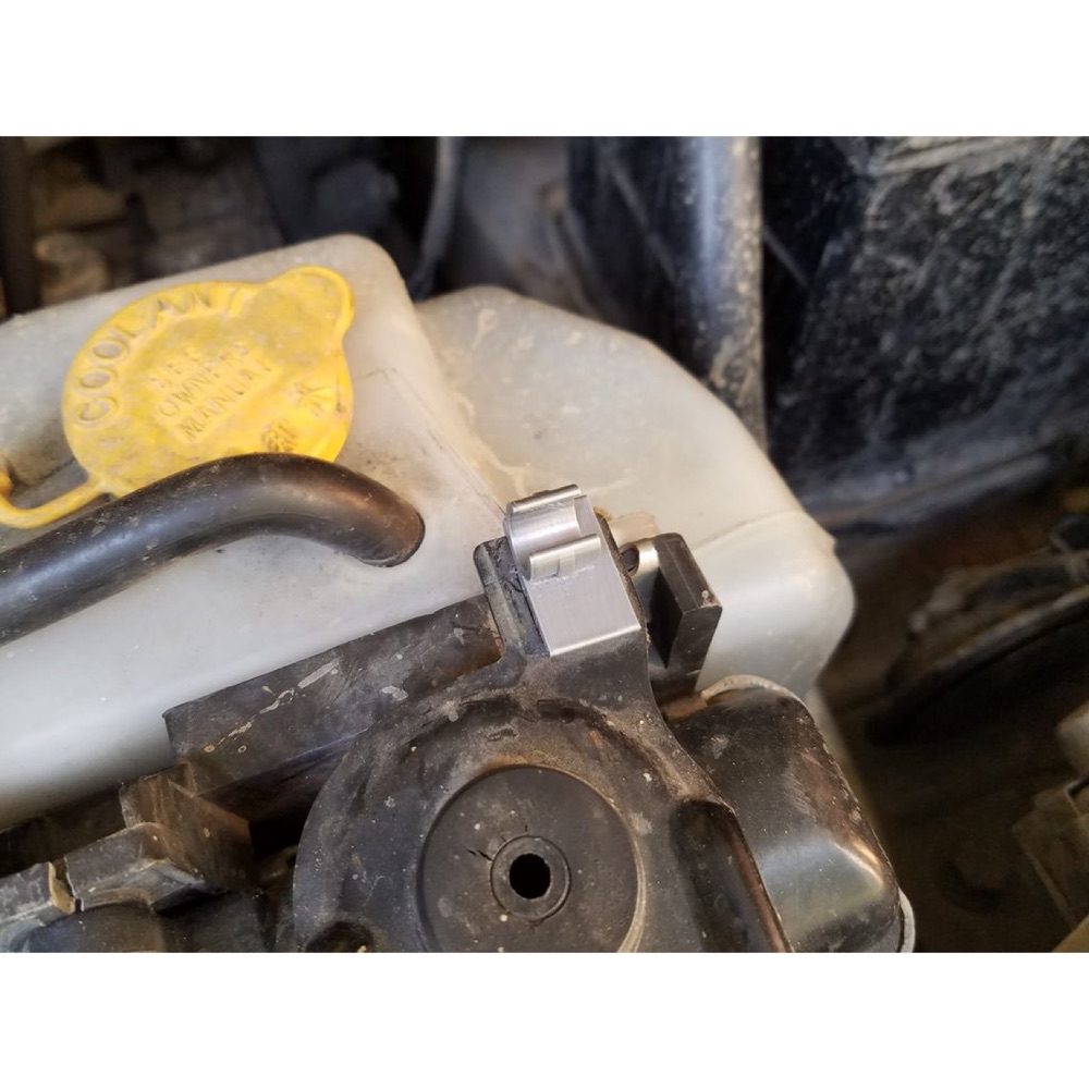 Subaru Impreza Kaput Destek Çubuğu Tutma Klipsi (2000) görsel 2
