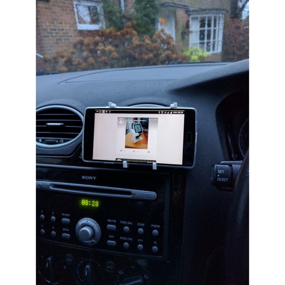 Ford Focus Hava Menfezi Telefon Tutucu Klipsi görsel 2