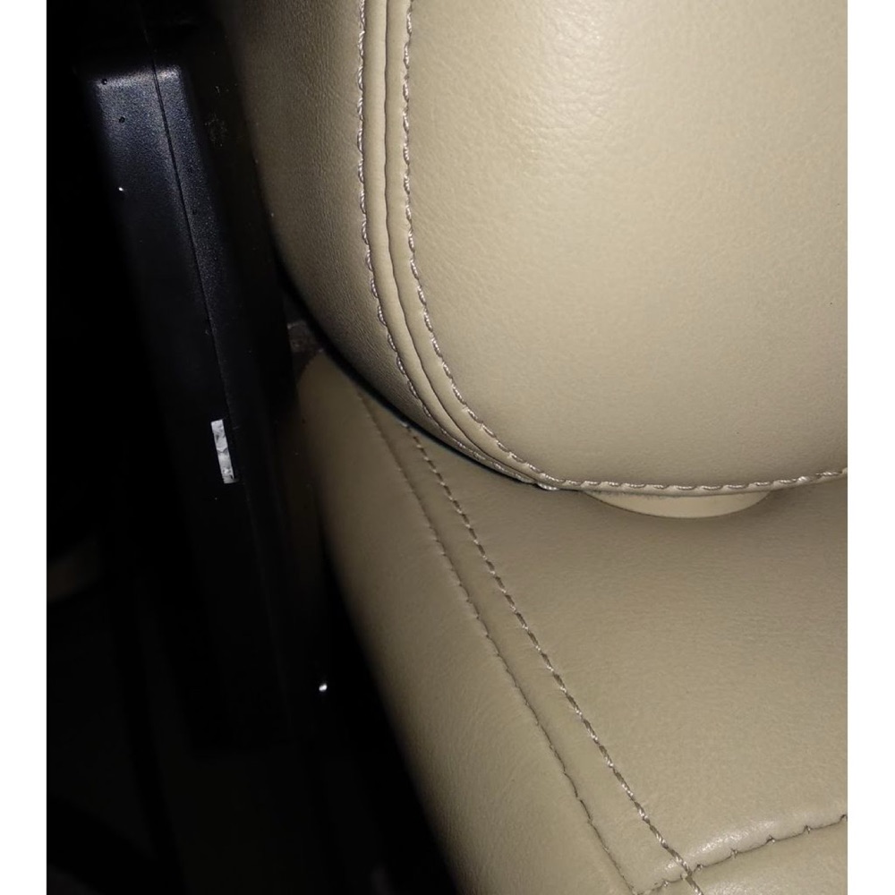 Jaguar XF Koltuk Başlığı Monitör Montaj Aparatı görsel 2