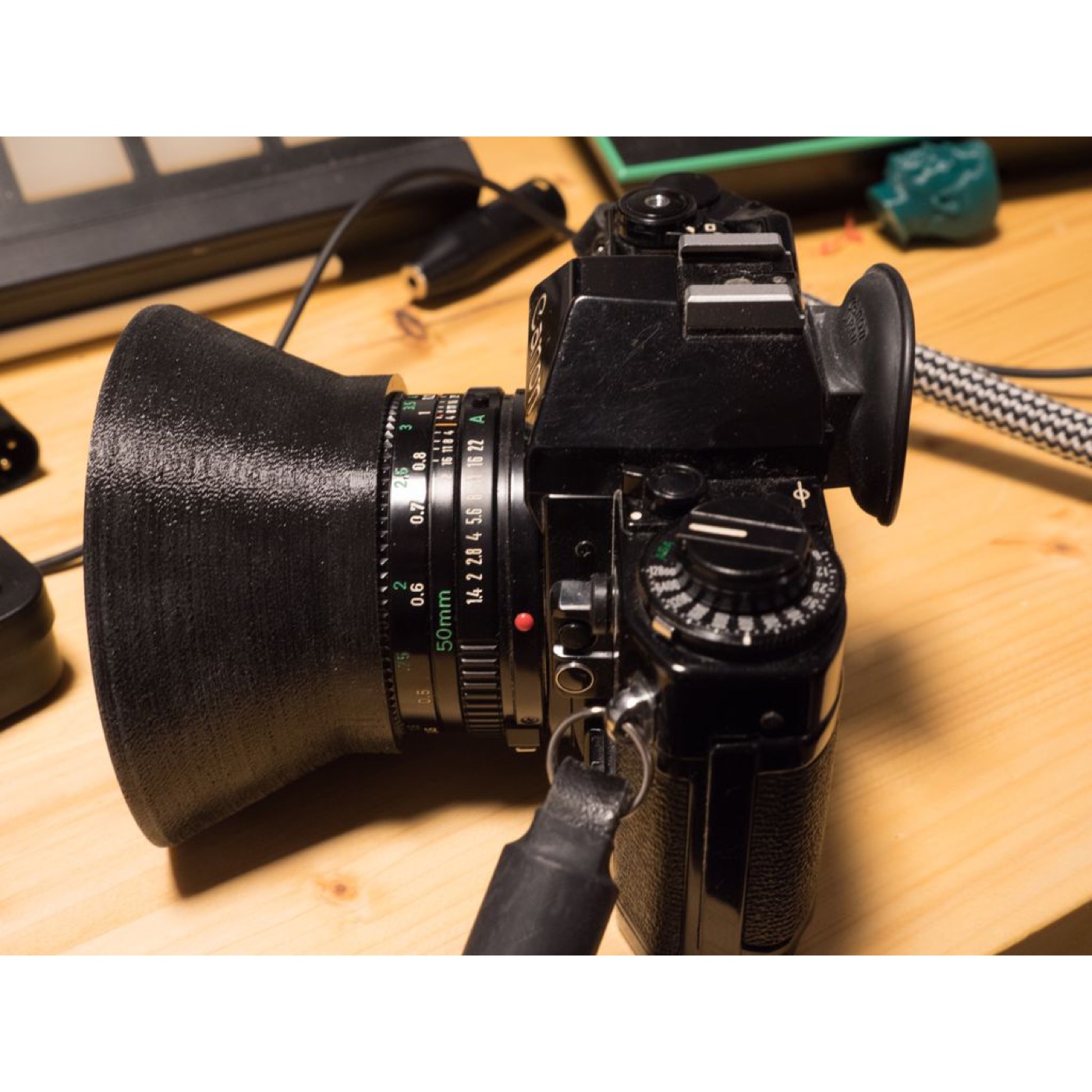 Canon FD 50mm F1.4 Lens için Geniş Profilli Parasoley