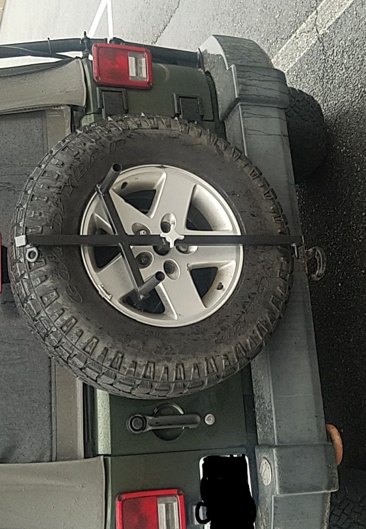 SUV Yedek Lastiği Üzerine Montajlı Bisiklet Taşıyıcı (Dağ Bisikleti İçin) görsel 2