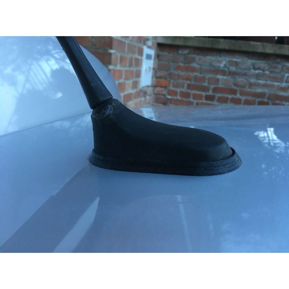 Renault GPS Anten Montaj Contası görsel 2