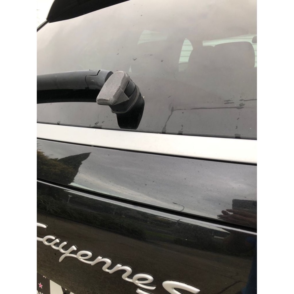Porsche Cayenne Kapak görsel 2