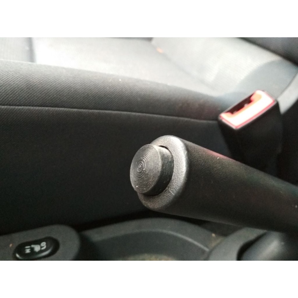 Mitsubishi Colt el freni düğmesi