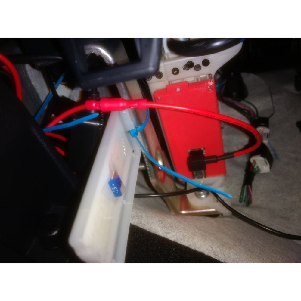 Toyota Yaris Luna Sigorta Kutusu Kapağı