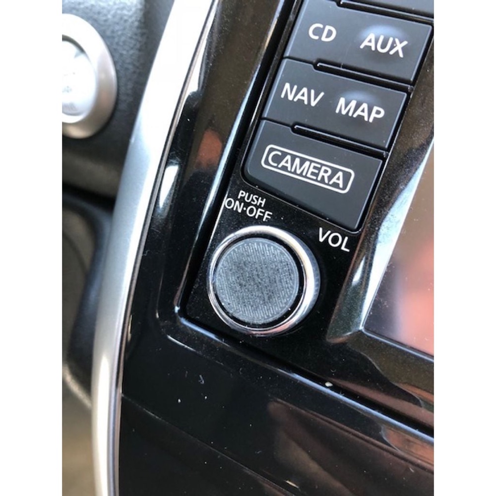Nissan Versa Note radyo düğmesi iç ek parçası görsel 4
