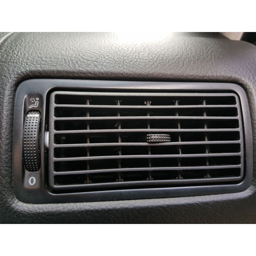 VW Golf Havalandırma Yayı Onarım Klipsi görsel 2