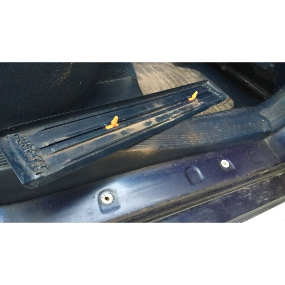Eşik Mount Pin (Mercedes W202 Uyumlu) görsel 2