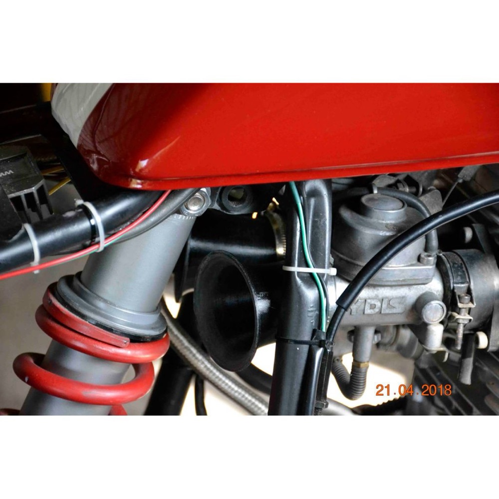 Yamaha XT 600 Karbüratör Emiş Hunileri (Çift) görsel 2