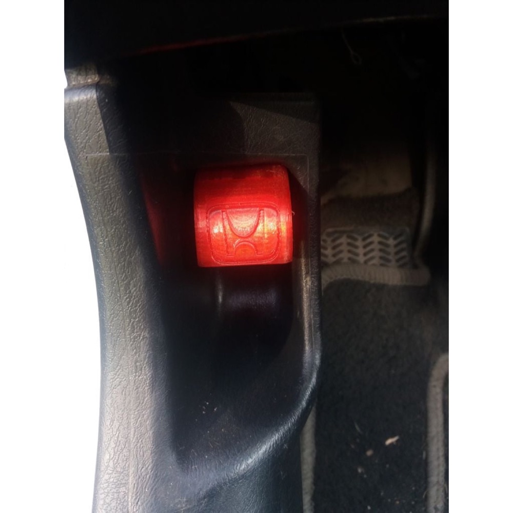 Honda Civic 7 (EM2) kaput açma kolu
