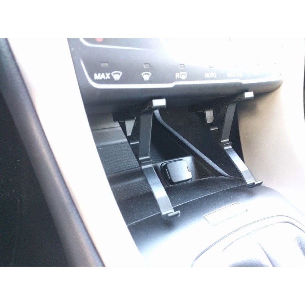 Ford Fusion/Mondeo Esnek Telefon Tutucu