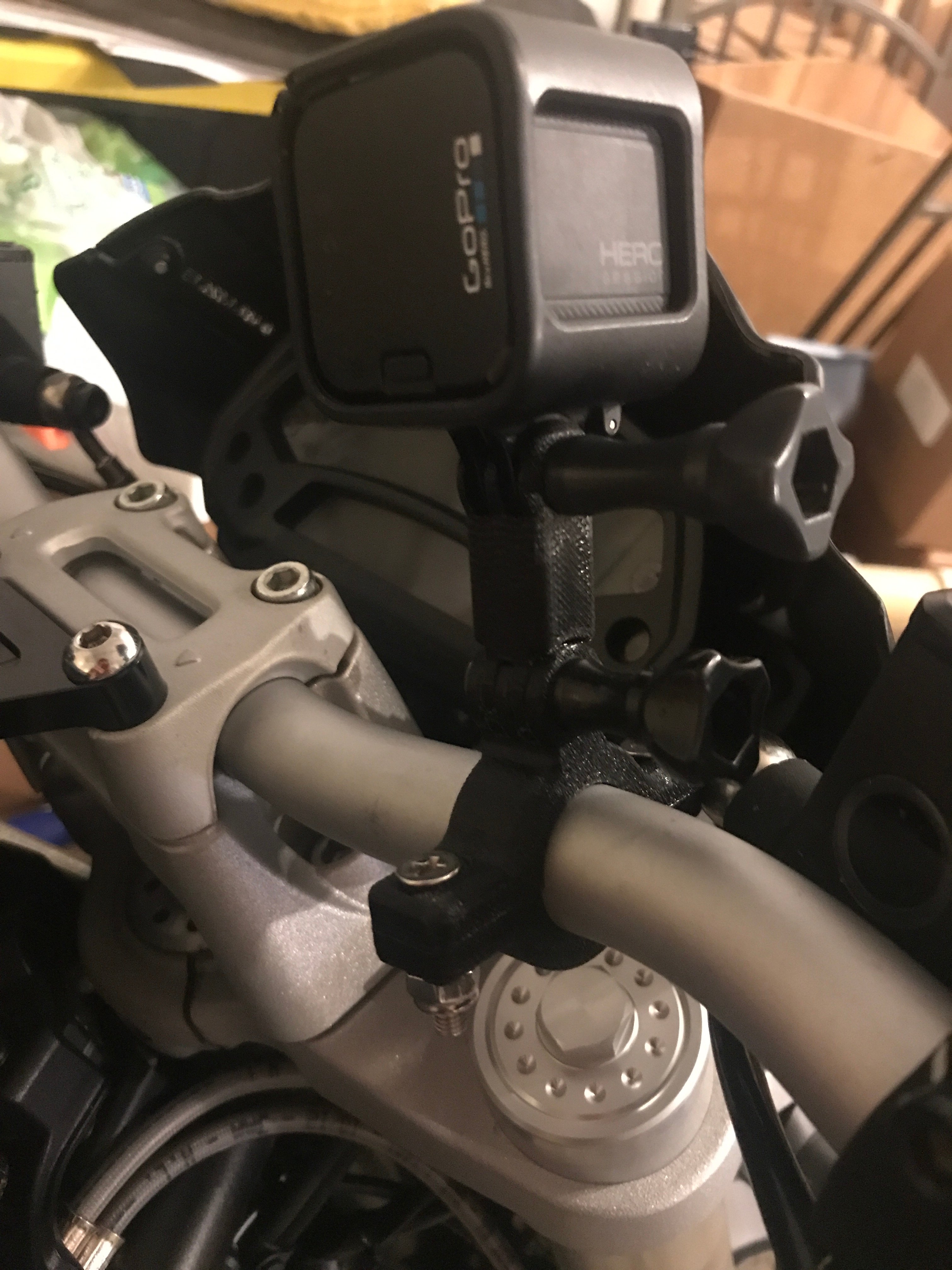 GoPro Gidon Tutucu