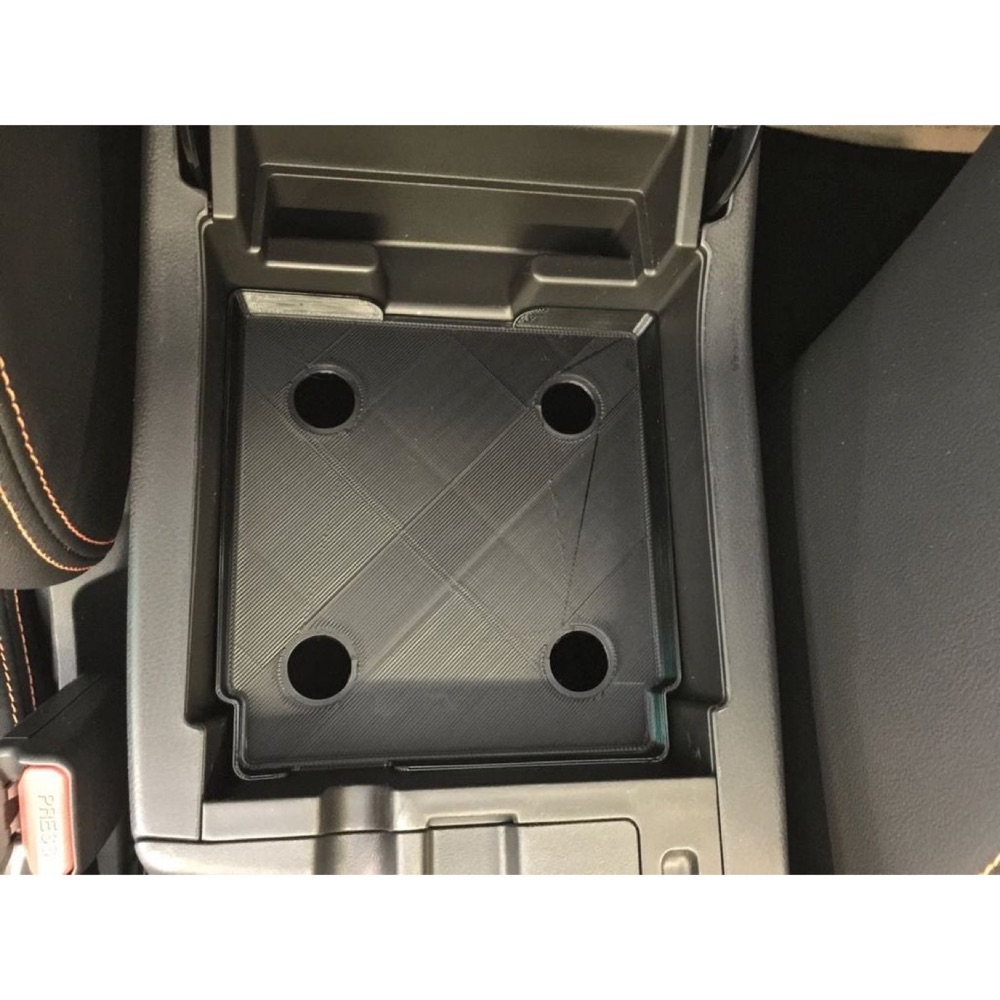 Subaru Crosstrek Orta Konsol Üst Tepsi