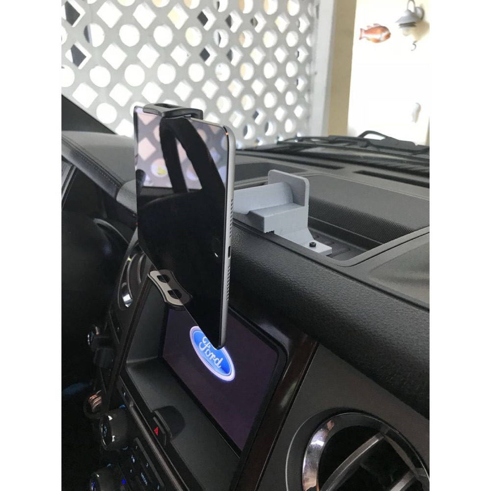 Ford Expedition iPad Top Mafsallı Tutucu Braketi görsel 3