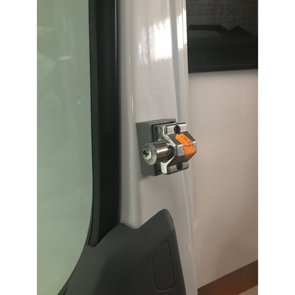 Ford Transit Güvenlik Kilidi Kapağı (Parça 1) görsel 3