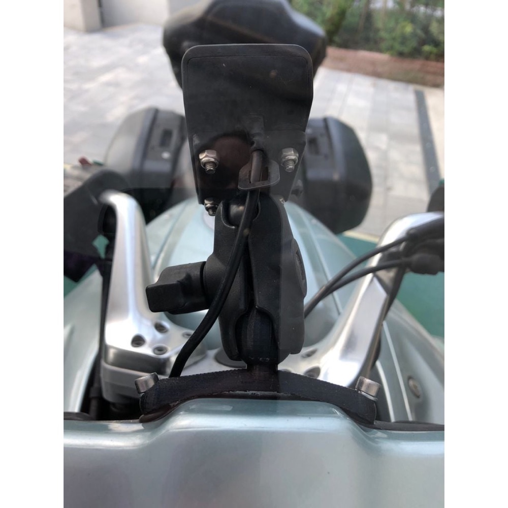 RAM Mount Bağlantı Adaptörü (BMW R1100RT Uyumlu) görsel 4