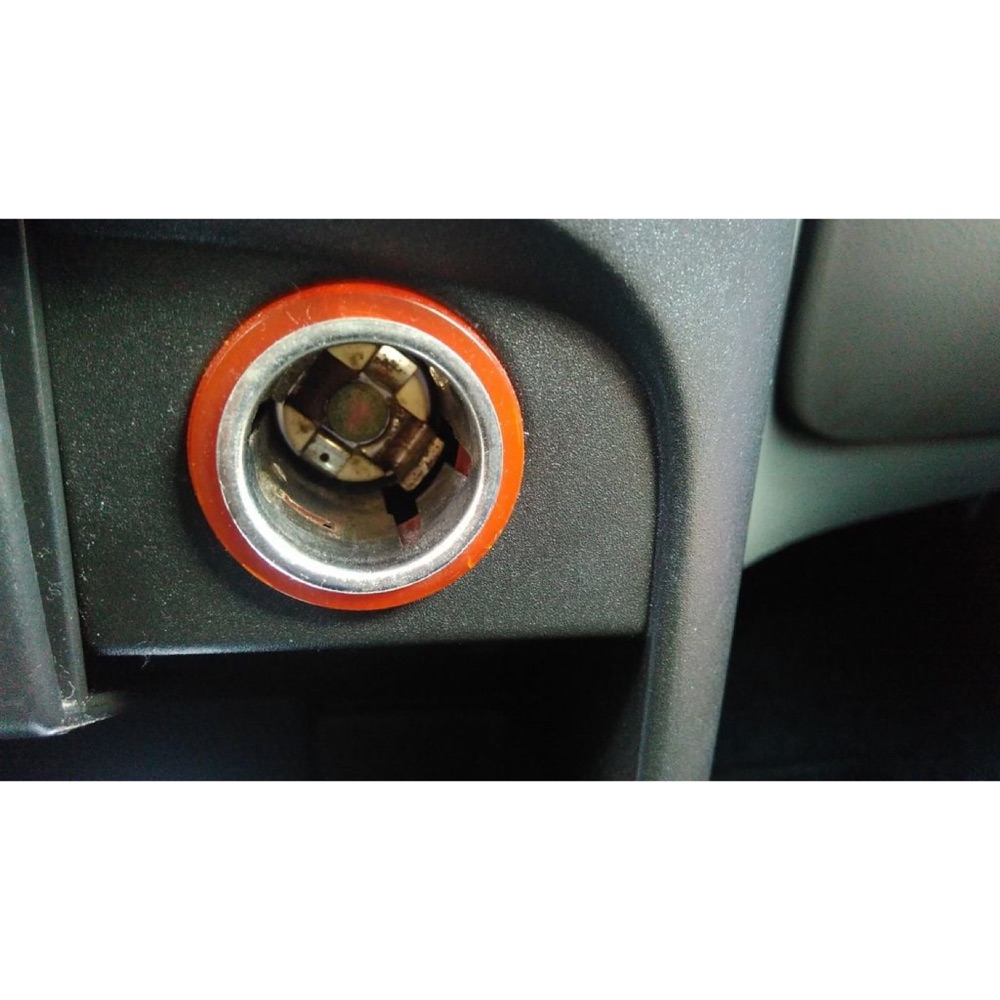 Fiat Punto Çakmak Yuvası Yalıtım Kapağı görsel 4