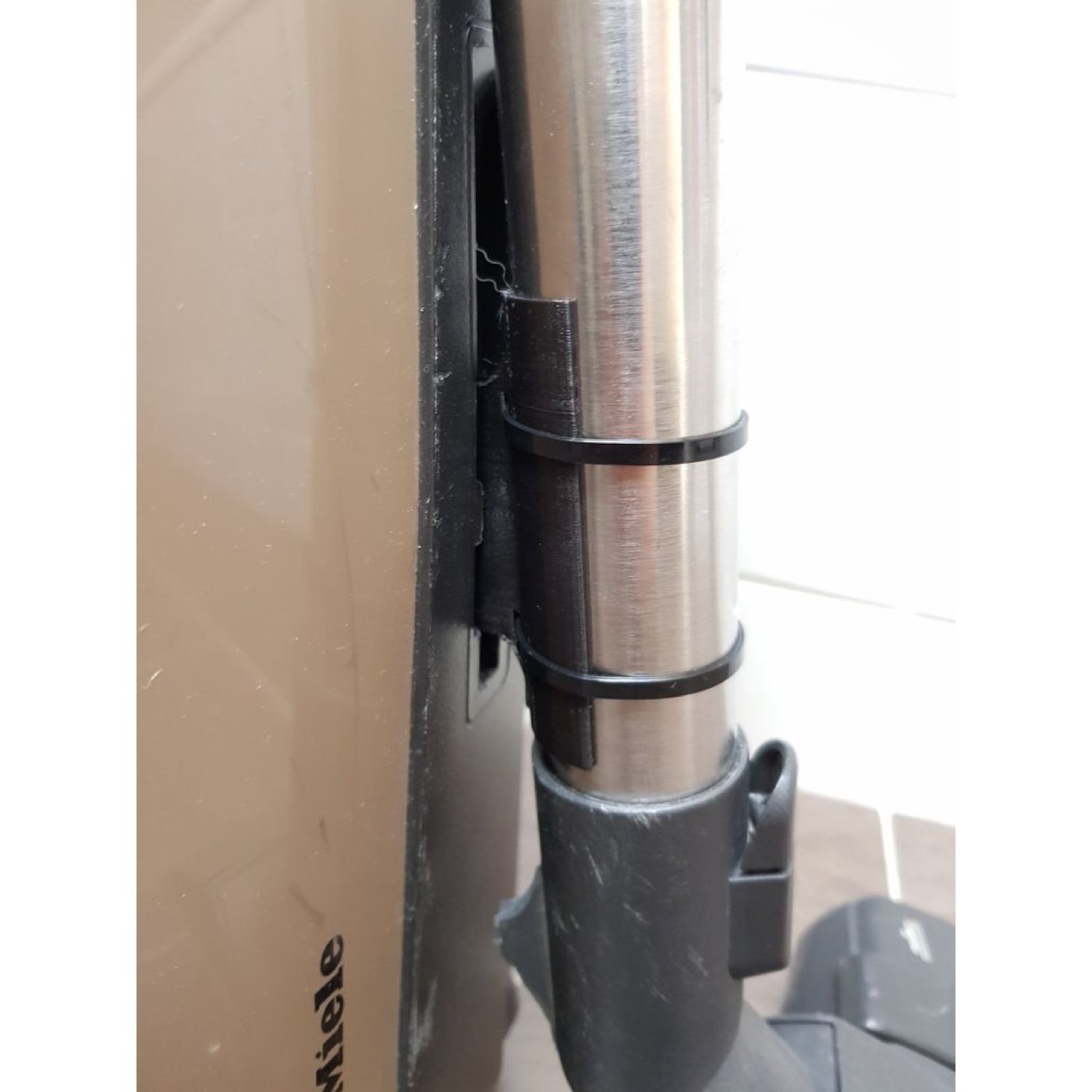 Miele Süpürge Park Adaptörü görsel 2