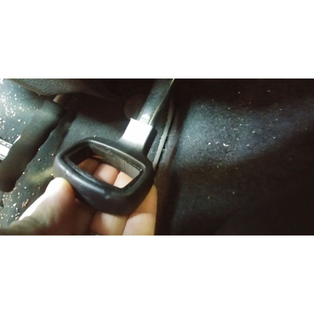 Volkswagen Polo Koltuk Kolu Güçlendirme Parçası görsel 2