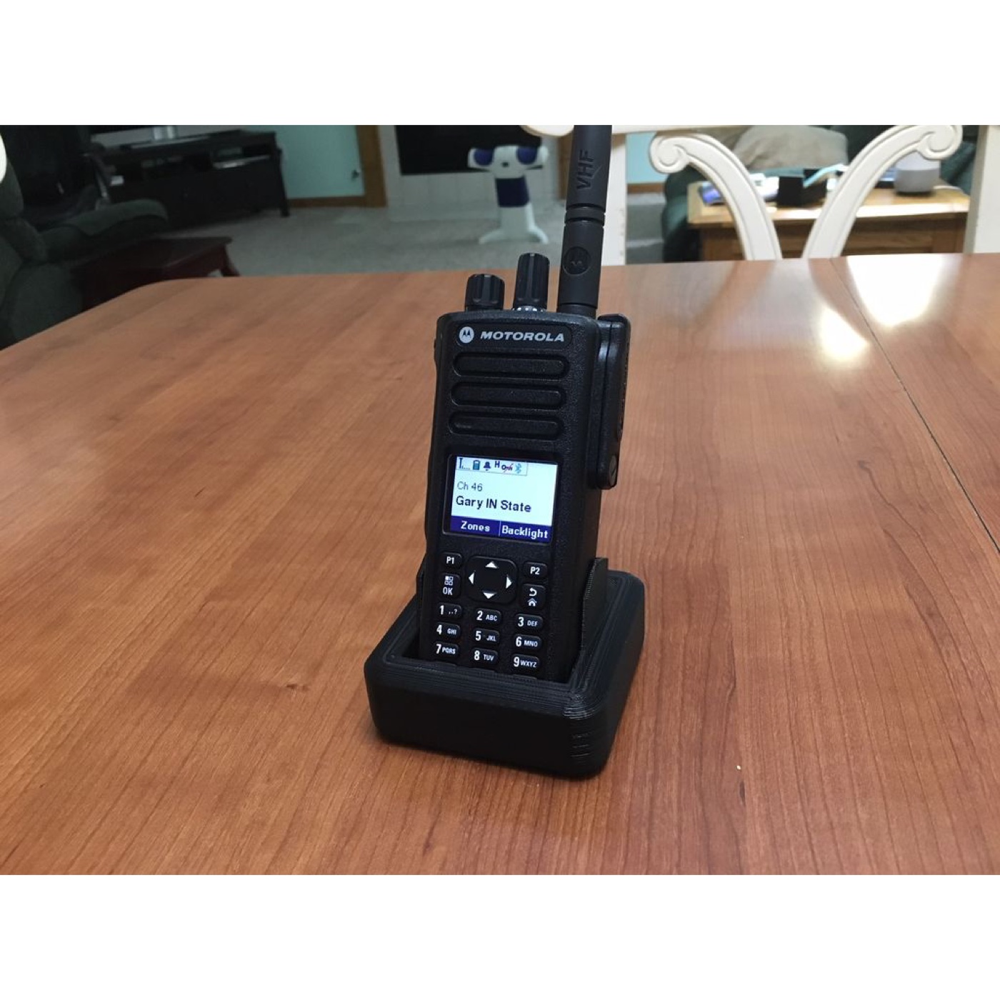 Motorola XPR7550 Telsiz Masa Standı görsel 2