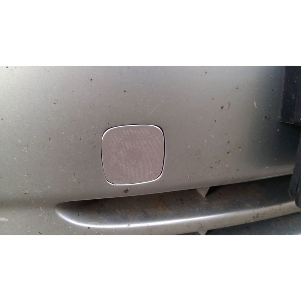 Toyota Camry Çeki Halkası Kapağı görsel 5