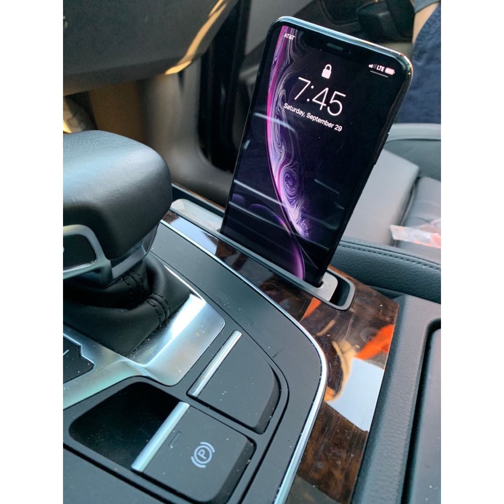 Audi Q5 iPhone XS Max Telefon Tutucusu