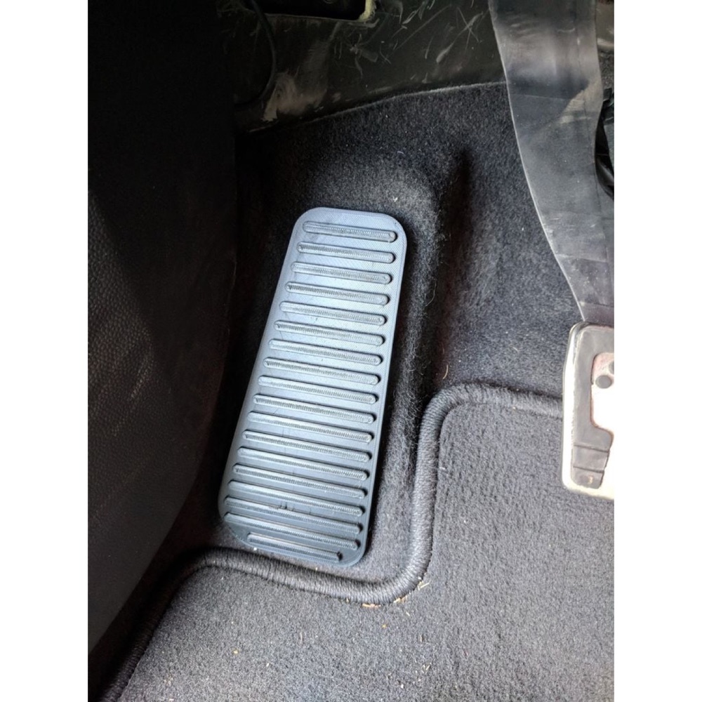 Ford Fiesta ST Sol Ayak Dayama Pedalı