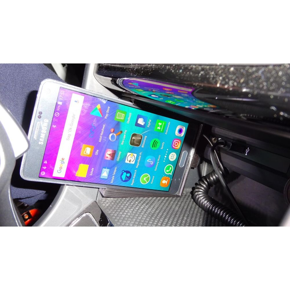 Volkswagen Touran Telefon Tutucu