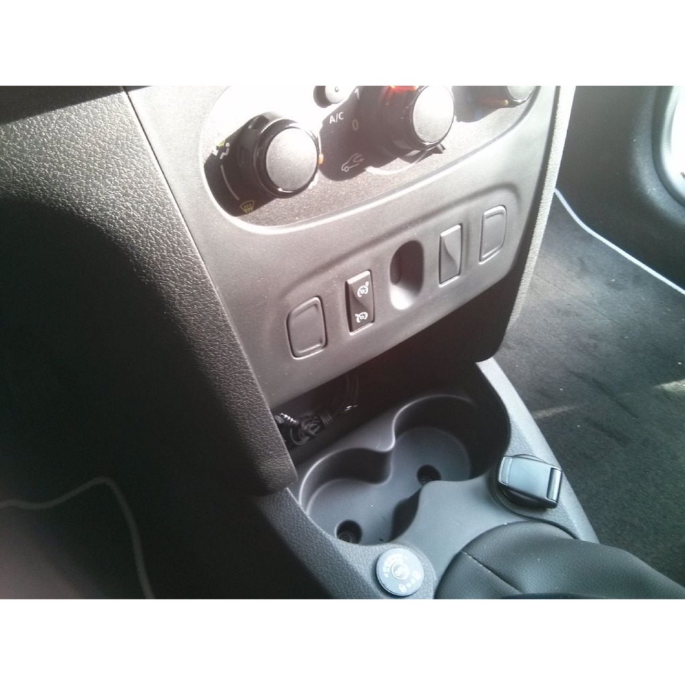 Dacia V2 Telefon Tutucu görsel 3