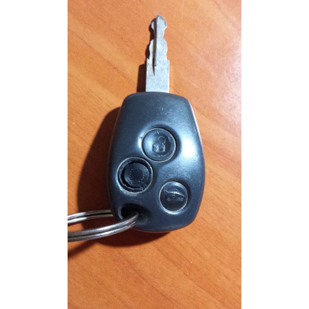 Renault Trafic Anahtar Düğmesi