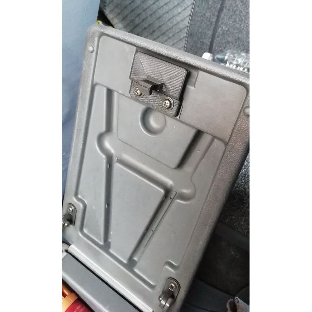 Toyota Land Cruiser BJ73 Orta Konsol Mandalı