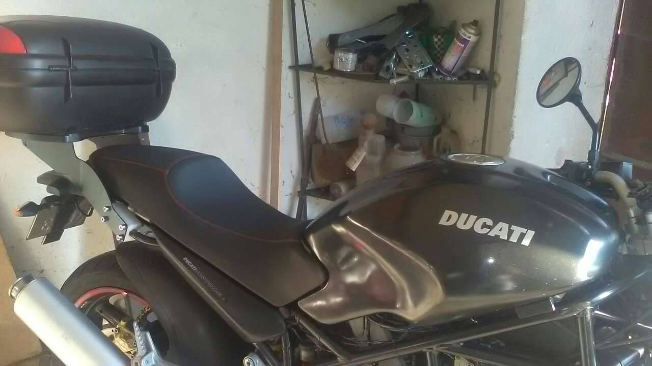 Ducati Monster 600 Dark Üst Bagaj Tutucu görsel 2