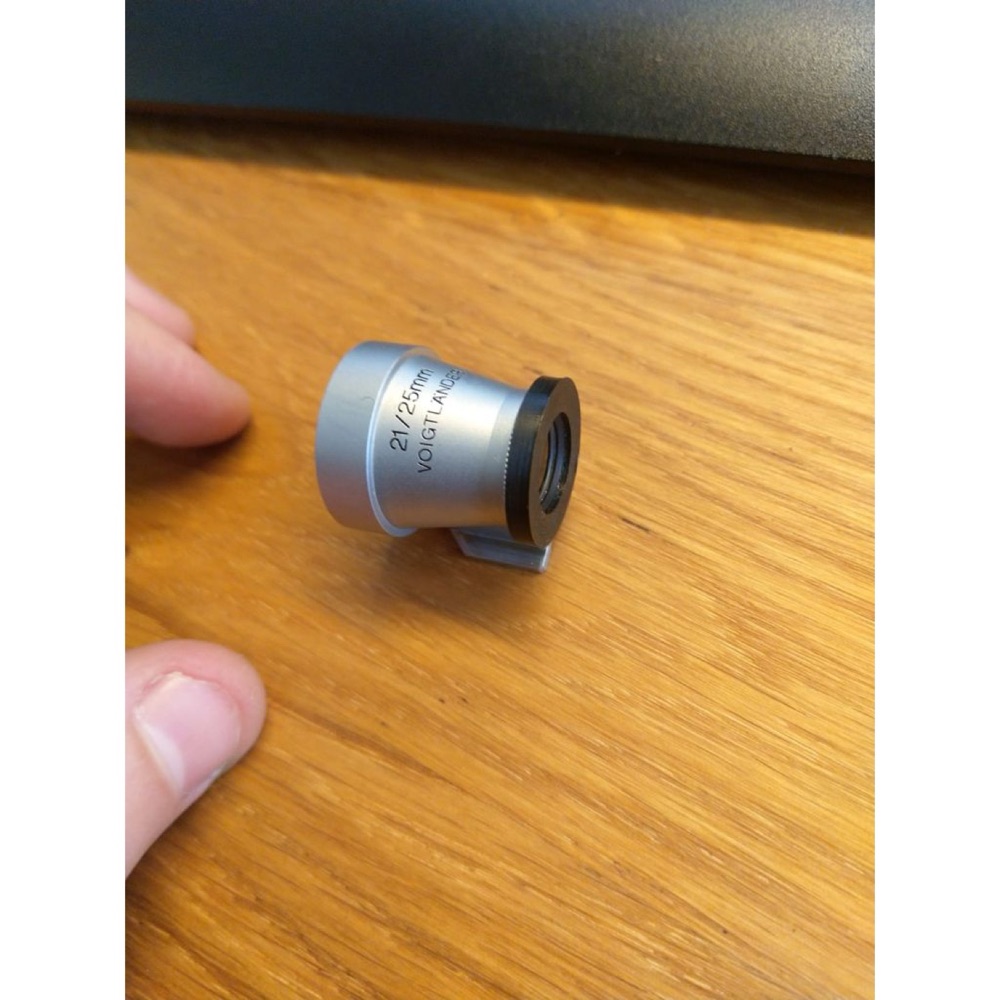 Voigtländer Metal Vizör (12 / 15 / 21 / 25 / 28 mm) İçin Oküler Koruma Halkası
