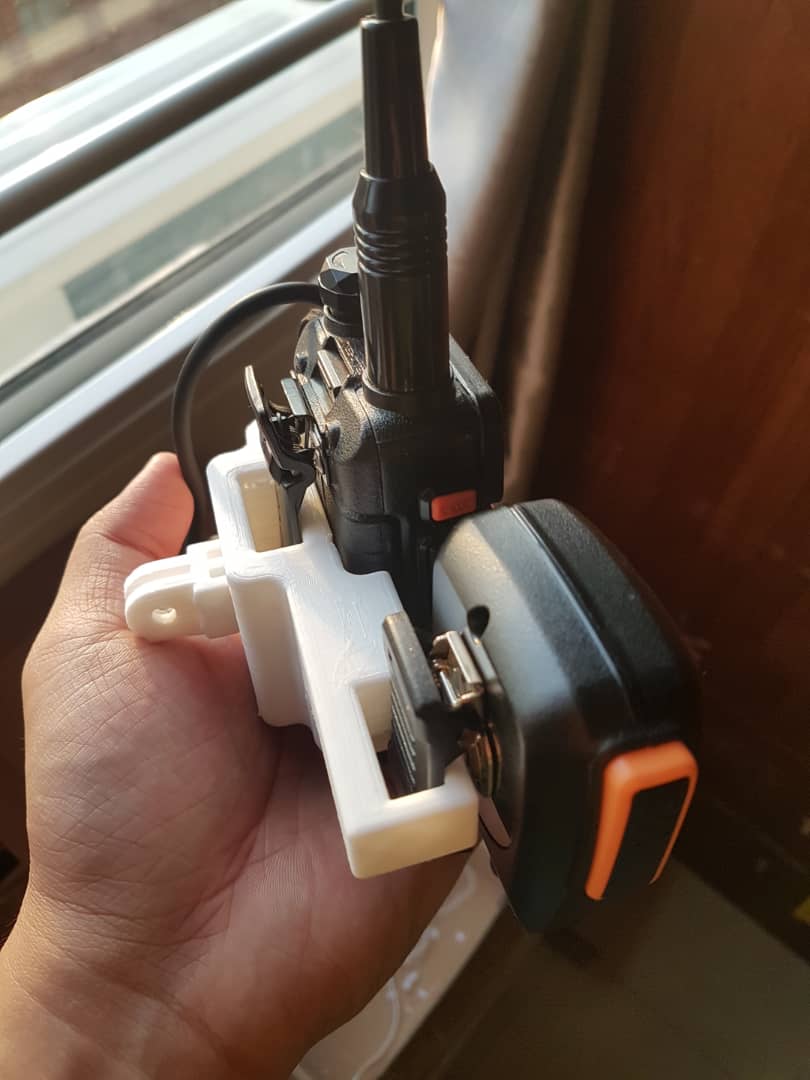 GoPro ve Baofeng UV-5R Telsiz Tutucu (Mikrofon Yuvali)