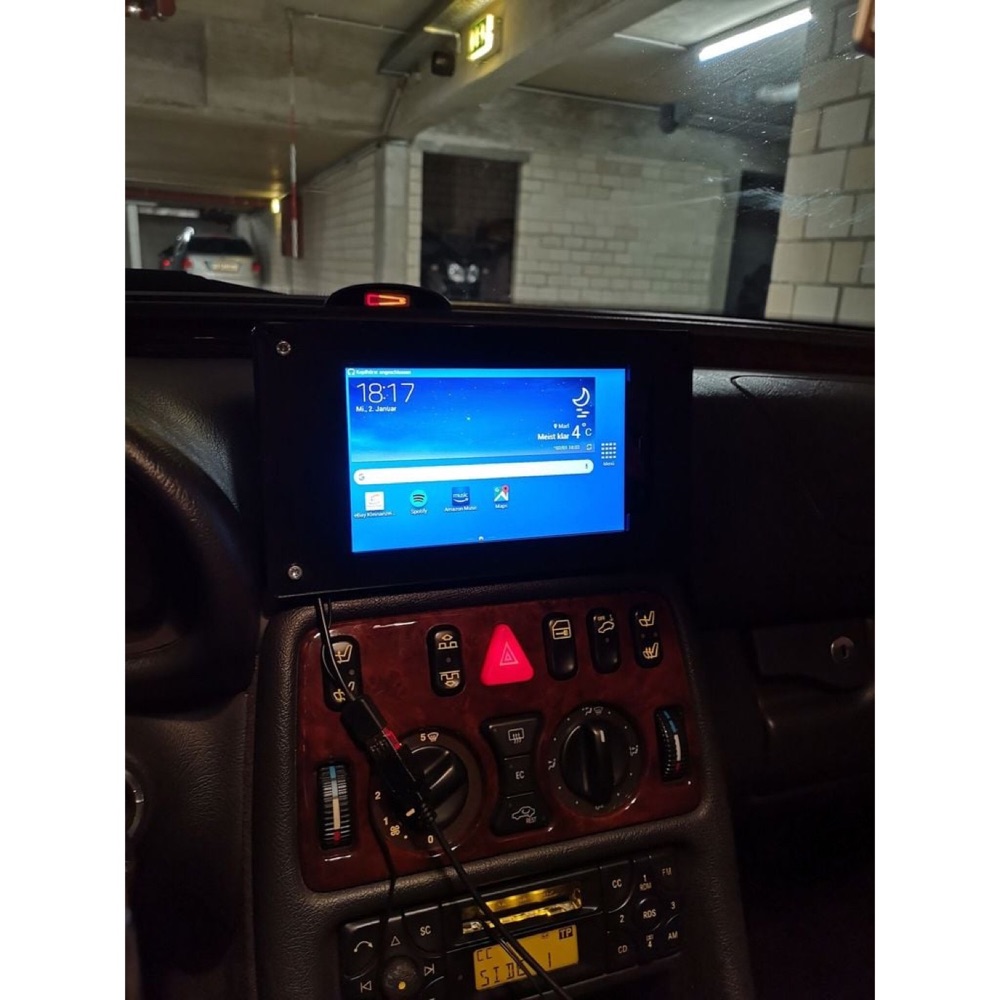 Tablet Montaj Braketi (Mercedes W208) görsel 2