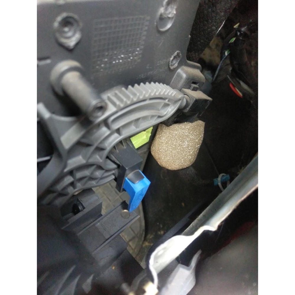 Seat Cordoba 6L Torpido Gözü Kilit / Koruma Parçası görsel 2