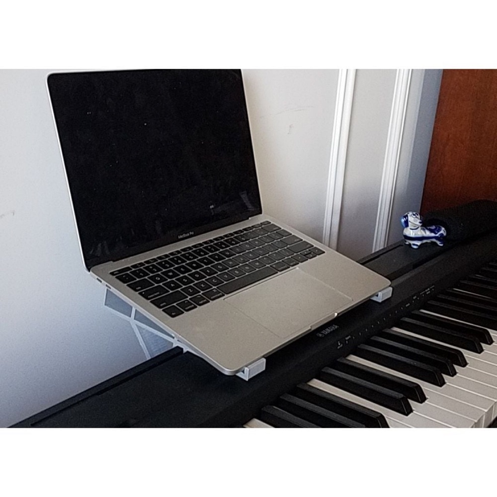 Yamaha P-71 Dijital Piyano İçin Dizüstü Bilgisayar Sehpası görsel 3