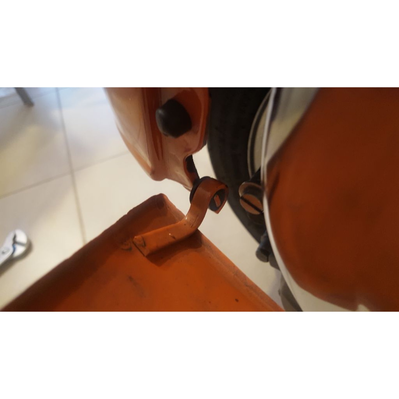 Vespa 50/125 Kapı Burcu görsel 3
