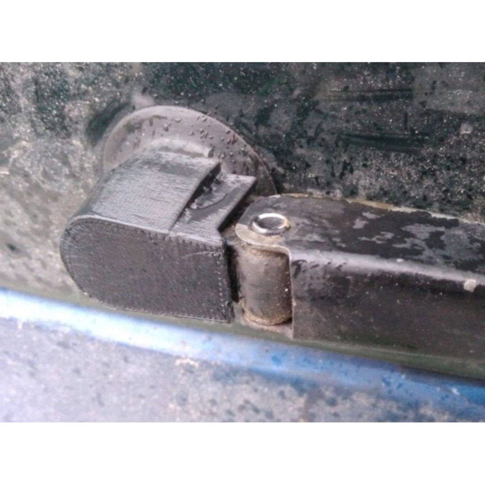 Ford Fusion Arka Silecek Somun Kapağı