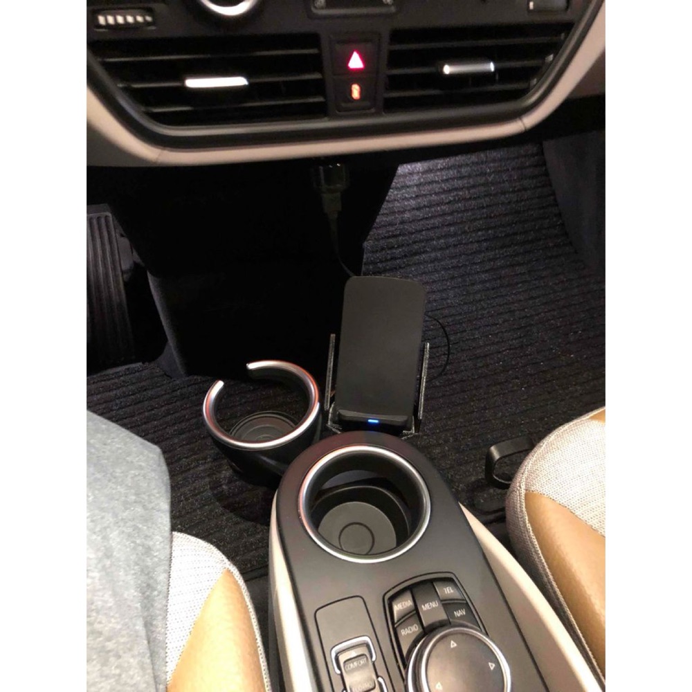 Kablosuz Şarj Kayar Tutucu (BMW i3 Uyumlu) görsel 2