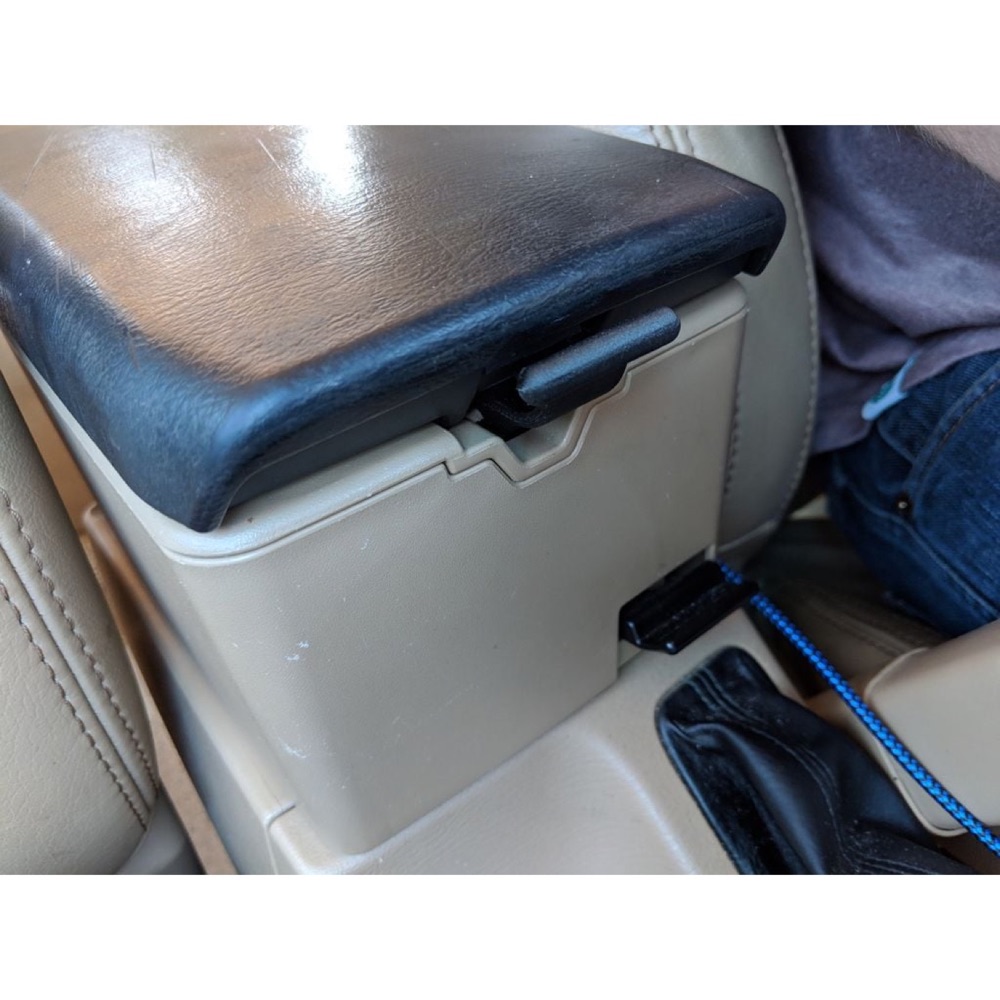 Subaru Forester Orta Konsol Mandal Kilidi (SG, 2. Nesil)