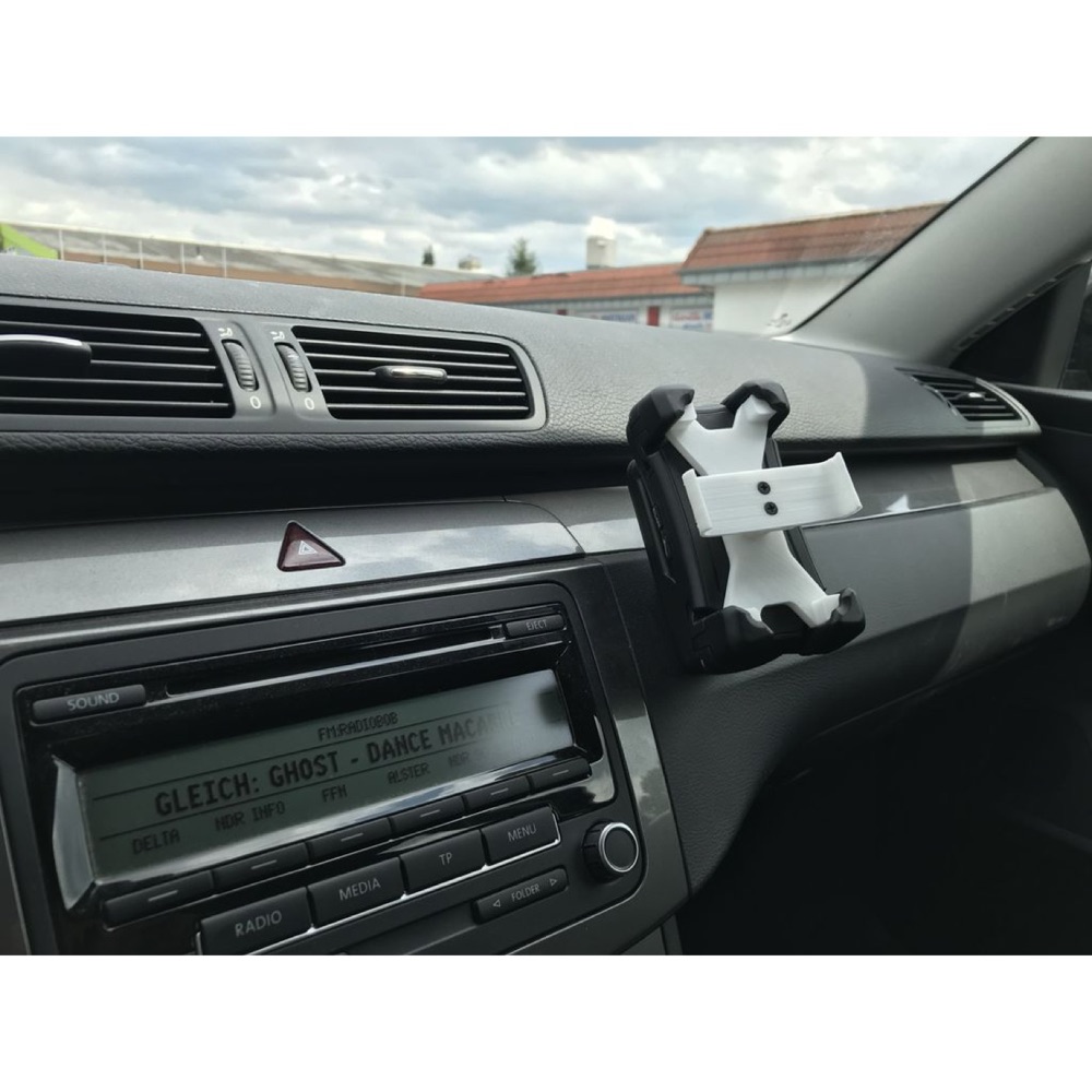 Volkswagen Passat B6 iPhone Tutucu Adaptörü