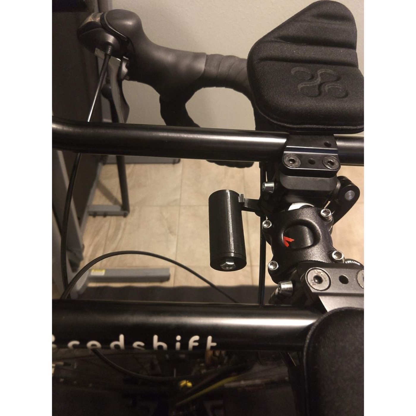 Bisiklet Aero Bar Aksesuar Tutucusu görsel 2