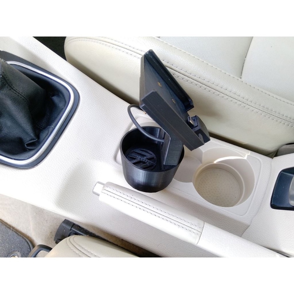 VW Cupholder Telefon Tutucu (Golf, Jetta, Scirocco) görsel 2