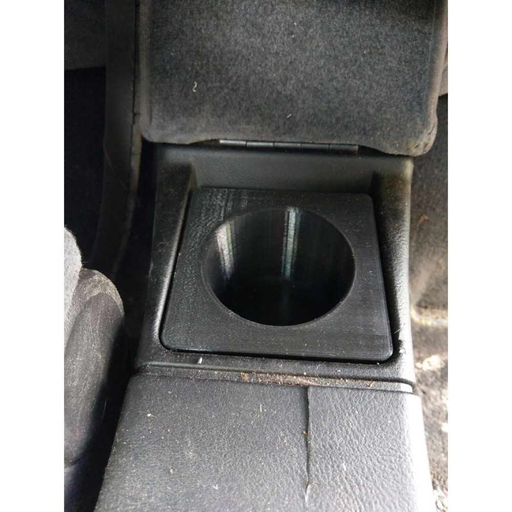 VW Corrado Merkez Konsol Bardaklığı