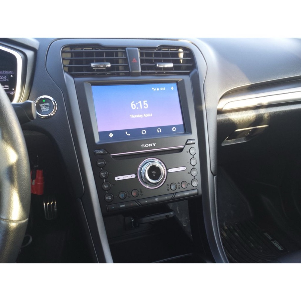 Ford Fusion Yapışkan Bantlı Telefon Yuvası